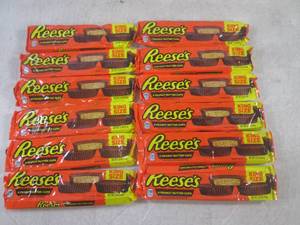 (B-3) 12 King Size Reeses Peanut Bu...