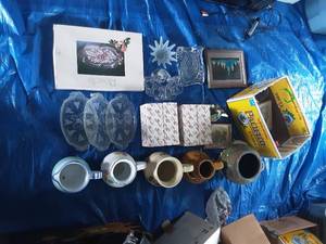 lot 80 image: Lot of Vases