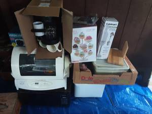 lot 82 image: Variety of Kitchen Appliances and more