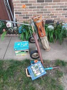 lot 93 image: Assortment of Golf Related Items
