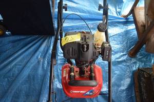 lot 21 image: Troy-Bilt 4 Stroke Tiller