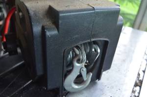 lot 25 image: Chicago Electric Portable Wench
