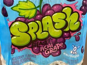 lot 377 image: Splash Blast Acai Grape Flavored Water Beverage - 2 Packs of 6