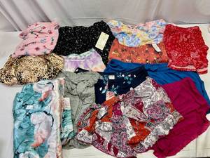 New Large Ladies Lounge Wear items-15