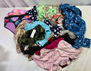 New XS & S Ladies Lounge Wear & Swim Bottoms