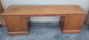 lot 10 image: Amazing MCM Home Office Desk