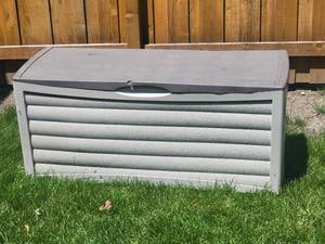 lot 83 image: Suncast Outdoor Storage Crate B