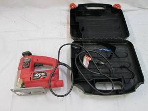 lot 11 image: Skil 4.0 Amp variable speed saw...