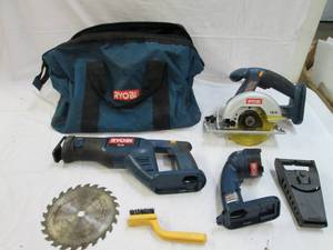 lot 23 image: Bag of Ryobi 18 Volt power tools no...