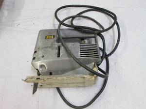 lot 36 image: PowrKraft jigsaw 2 speed corded...
