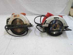 lot 57 image: 2 circular saws Shop Series 120V an...
