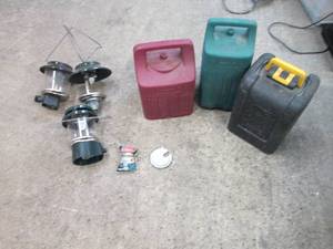 lot 109 image: 3 Coleman lantern carrying cases, e...