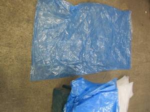 lot 156 image: Tote of large plastic bags 38 x 68...