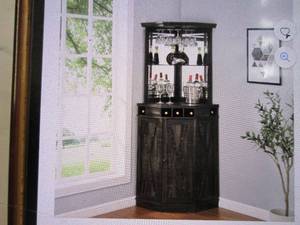 lot 187 image: Corner Bar Unit with 2 glass shelve...