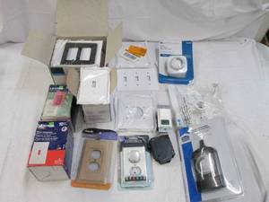 lot 254 image: Lot of electrical items and hardwar...