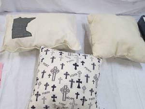 lot 268 image: 3 throw pillows...
