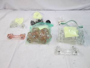 lot 289 image: Vintage glass cabinet hardware...