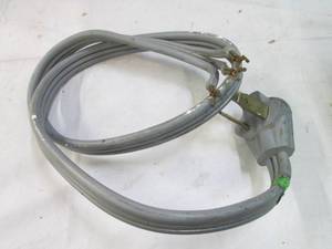 lot 291 image: 220V appliance cord...
