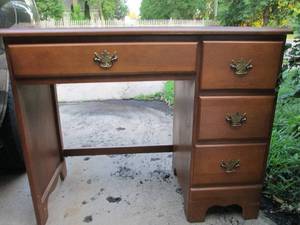lot 301 image: Vintage desk...