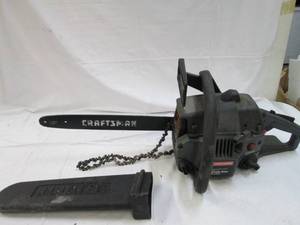 lot 7 image: Craftsman 2.2 cid36cc gas engine 1...