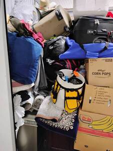 lot 4 image: 10x10 Unit - PACKED Household