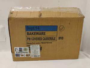 NEW PIONEER WOMEN COVERED CASSEROLE DISH