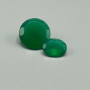5.59 Carat Emerald Round & Oval Faceted Cut - Set of 2 Loose Stones