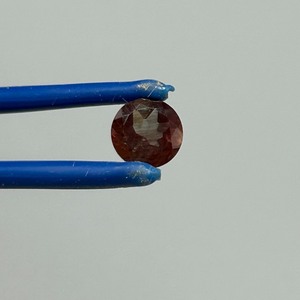 1.07 Carat Red Labradorite Round Faceted Cut
