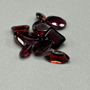 8.20 Carat Garnet Mixed Cut - Assorted Lot of Various Size & Shape Loose Stones