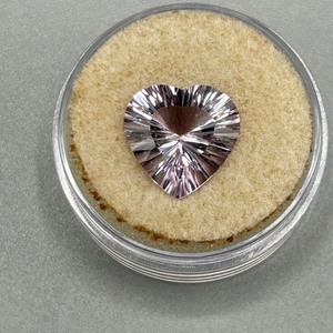 4.80 Carat Light Lilac Amethyst Heart Starburst Faceted Cut