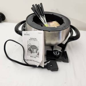 lot 26 image: Rival Stainless Steel Electric Fondue Pot