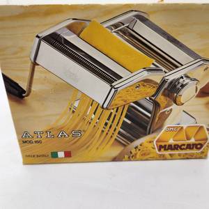 lot 31 image: Marcato Atlas Noodle Maker Machine, Like New Condition in Box
