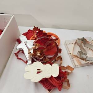 lot 40 image: Holiday Pie Crust Cutters, New in Packaging, Braded Shape Pie Crust Cutters, and Glass Cookie Cutters in Box