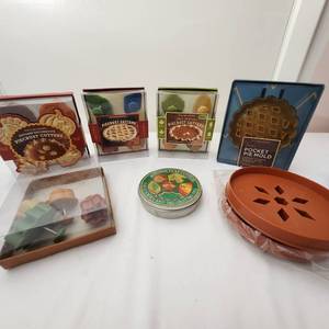 lot 42 image: Variety of Pie Crust, Cookie Cutters, and Lattice Pocket Pie Molds
