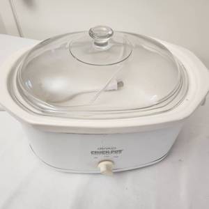 lot 117 image: Rival Oval Crockpot, Stoneware Slow Cooker
