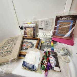 lot 129 image: Variety of Needlepoint Crafting Supplies