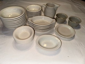 lot 184 image: Variety Of Buffalo China And Syracuse China Two Small Crocks, Two 5.5 Scalloped Edge Plates, Nine 4.75 Scalloped Edge Bowls, Eight 6.5 Cereal Bowls, Four 4.5 Bowls, 6 Oval Dish, Five Baking Dishes And A 5 Tall Pitcher