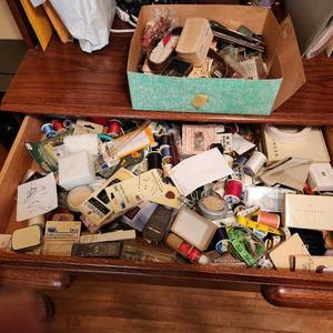 lot 226 image: Large Variety of Sewing Notions as Seen in Photo