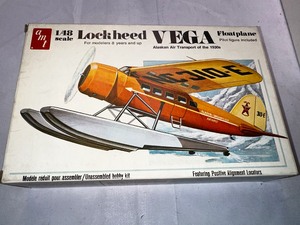 lot 360 image: Vintage AMT Lockheed VEGA Model Float Plane Kit - New in Box