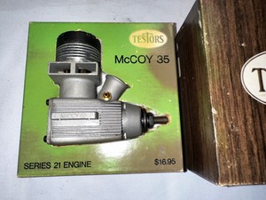 lot 370 image: Vintage McCoy 35 Series 21 Engine New in Box