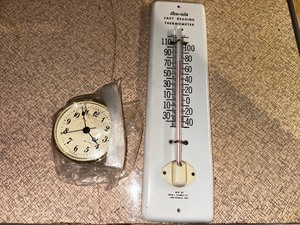 lot 385 image: Vintage Thermometer and Clock