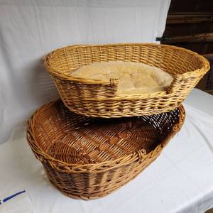 lot 280 image: Two Ratan Moven Pet Beds Measuring 26 X 18