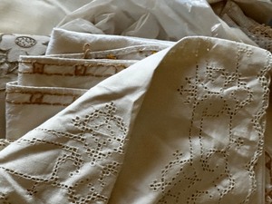 lot 403 image: Bin Of Lace And Linen Tablecloths And Napkins