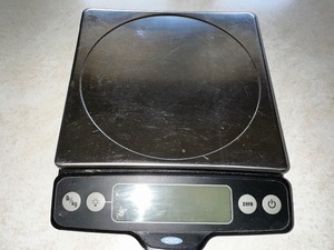 lot 398 image: OXO Good Grips Good Scale