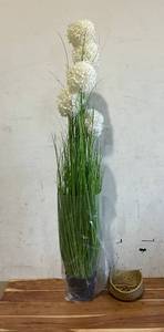 lot 330 image: Artificial Grass Plant, Measures 60 x 10