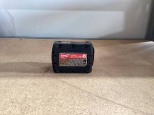 lot 424 image: Milwaukee 48-11-1850 M18 Redlithium 5.0Ah Battery