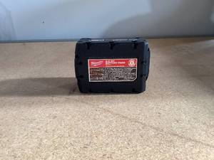 lot 429 image: Milwaukee 48-11-1850 M18 Redlithium 5.0Ah Battery