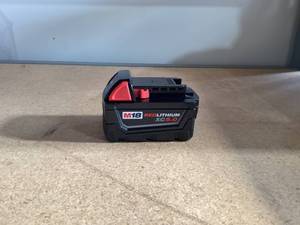 lot 432 image: Milwaukee 48-11-1850 M18 Redlithium 5.0Ah Battery