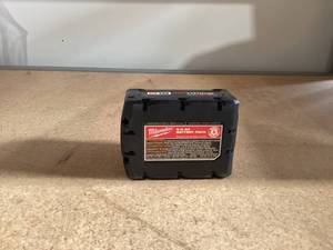 lot 448 image: Milwaukee 48-11-1850 M18 Redlithium 5.0Ah Battery