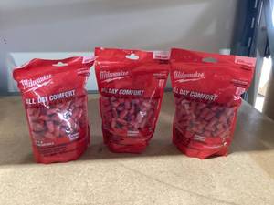 lot 459 image: LOT OF 3 Milwaukee 48-73-3005 Disposable Earplug 100 Pair